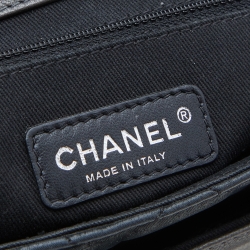 Pre Owned Chanel Metallic Grey/Black Iridescent Leather Paris Bombay Back To School Messenger Bag