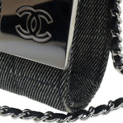 Pre Owned حقيبة كتف شانيل دينم أسود تصميم قالب الشيكولاتة طية أمامية