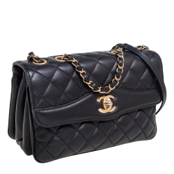 مملوكة مسبقًا Chanel Black Quilted Leather Daily Companion Flap Bag
