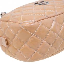 مملوكة مسبقًا حقيبة  شانيل مجموعة فالنتاين كاميرا جلد مبطن لامع بيج