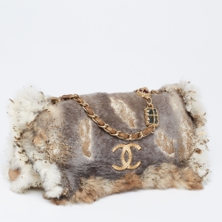 مملوكة مسبقًا Chanel Beige/Gold Rabbit Fur and Leather CC Flap Jeweled Chain Bag