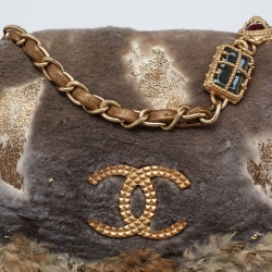 مملوكة مسبقًا Chanel Beige/Gold Rabbit Fur and Leather CC Flap Jeweled Chain Bag
