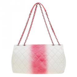 مملوكة مسبقًا حقيبة شانيل أومبير جامبو جلد ك افيار أحمر/أبيض مبطن بقلاب