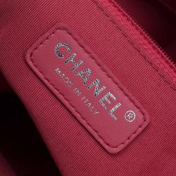 مملوكة مسبقًا حقيبة شانيل أومبير جامبو جلد كافيار أحمر/أبيض مبطن بقلاب