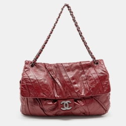 Pre Owned Chanel Red Glazed Leather Twisted Maxi Flap Bag