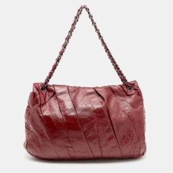 Pre Owned Chanel Red Glazed Leather Twisted Maxi Flap Bag