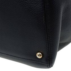 مملوكة مسبقًا Chanel Black Caviar Leather Cerf Tote