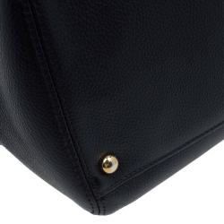مملوكة مسبقًا Chanel Black Caviar Leather Cerf Tote