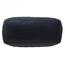 مملوكة مسبقًا حقيبة يد شانيل غراند شوبينغ كافيار مبطنة سوداء