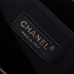 مملوكة مسبقًا حقيبة يد شانيل غراند شوبينغ كافيار مبطنة سوداء