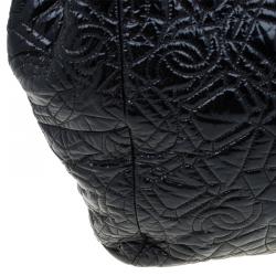 مملوكة مسبقًا Chanel Black Patent Vinyl Rock In Moscow Tote