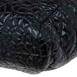 مملوكة مسبقًا Chanel Black Patent Vinyl Rock In Moscow Tote