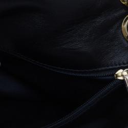 Pre Owned حقيبة شانيل ترتر أسود وذهبي بقلاب