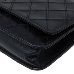 مملوكة مسبقًا حقيبة كلتش شانيل WOC جلد مبطن أسود بخياطة مزدوجة 