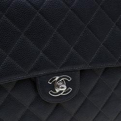 Pre Owned حقيبة شانيل جامبو كلاسيك جلد كافيار أسود مبطن بقلاب واحد