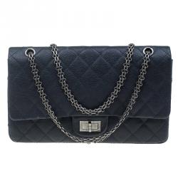 مملوكة مسبقًا Chanel Navy Blue Quilted Caviar Leather Reissue 2.55 Classic 227 Flap Bag