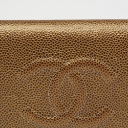 مملوكة مسبقًا محفظة شانيل تيمليس سي سي أل ين جلد كافيار ذهبي