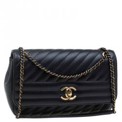 Pre Owned حقيبة شانيل كلاسيك بقلاب جلد مبطن بخطوط مائلة سوداء متوسطة