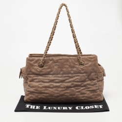 Pre Owned Chanel Beige Leather Wild Stitch Tote