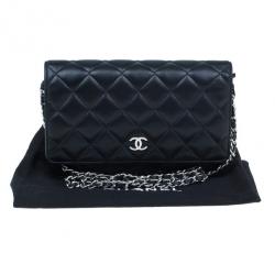 Pre Owned حقيبة شانيل جلد خروف أسود كلاسيكية WOC