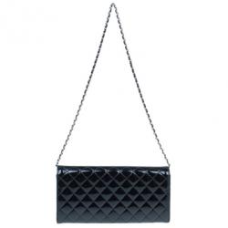 Pre Owned حقيبة شانيل كلتش صغيرة جلد لامع أسود للمساء 