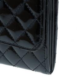 Pre Owned حقيبة شانيل كلتش صغيرة جلد لامع أسود للمساء 