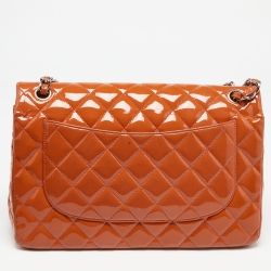 Pre Owned حقيبة شانيل جامبو كلاسيك جلد مبطن بيج فاتح بقلاب مزدوج