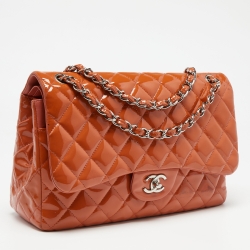 Pre Owned حقيبة شانيل جامبو كلاسيك جلد مبطن بيج فاتح بقلاب مزدوج