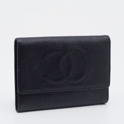 مملوكة مسبقًا محفظة شانيل تايمليس جلد كافيار أسود شعار سي سي 
