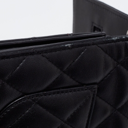 Pre Owned Chanel Black Quilted Leather Classic Wallet On Chain