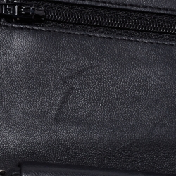 Pre Owned Chanel Black Quilted Leather Classic Wallet On Chain