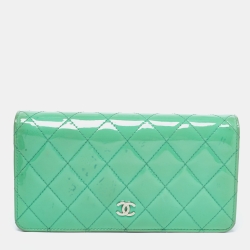 Pre Owned Chanel Green Patent Leather Interlocking CC Continental Wallet