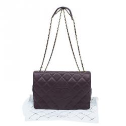 Pre Owned Chanel Burgundy Lambskin Leather Quilted Medium Diamond Flap Bag