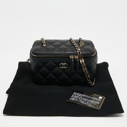 مملوكة مسبقًا Chanel Black Caviar Leather Small CC Vanity Case Bag