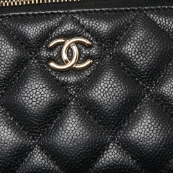 مملوكة مسبقًا Chanel Black Caviar Leather Small CC Vanity Case Bag