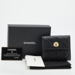 Pre Owned Chanel Black Quilted Leather Pearl CC Bifold Wallet