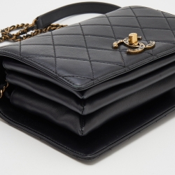 Pre Owned Chanel Black Quilted Leather Enamel Bag