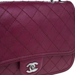 Pre Owned Chanel Red Leather Double Stitch Shoulder Bag