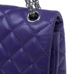 Pre Owned حقيبة يد بغطاء شانيل ريسو 2.55 جلد خروف بنفسجي مبطن