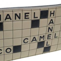 Pre Owned  حقيبة شانيل صغيرة مربعات مبطنة بالكلمات المتقاطعة جلد خروف أسود وبيج