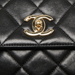 مملوكة مسبقًا Chanel Black Quilted Leather Small Trendy CC Top Handle Bag