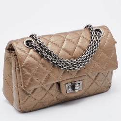 Pre Owned Chanel Metallic Quilted Leather Mini Reissue 2.55 Classic 224 Flap Bag