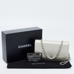 Pre Owned Chanel Pearl White Caviar Leather Sevruga Wallet on Chain