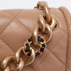 Pre Owned Chanel Beige Quilted Leather CC Chain Top Handle Bag