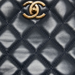 Pre Owned Chanel Navy Blue Quilted Leather Perfect Edge Tote