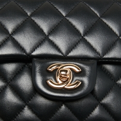 Pre Owned Chanel Black Quilted Leather Medium Classic Double Flap Bag