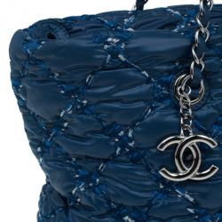 مملوكة مسبقًا Chanel Blue Quilted Tweed Stitched Nylon Small Bubble Shoulder Bag
