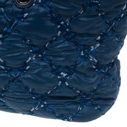 مملوكة مسبقًا Chanel Blue Quilted Tweed Stitched Nylon Small Bubble Shoulder Bag
