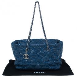 مملوكة مسبقًا Chanel Blue Quilted Tweed Stitched Nylon Small Bubble Shoulder Bag