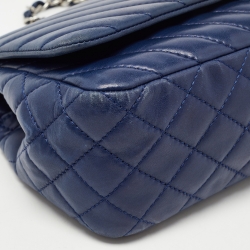 Pre Owned Chanel Blue Surpique Chevron Leather CC Flap Bag